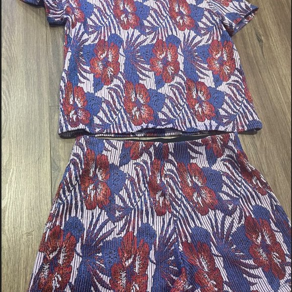 Brand new, Zara 2 piece set. floral design, size s - Picture 2 of 7